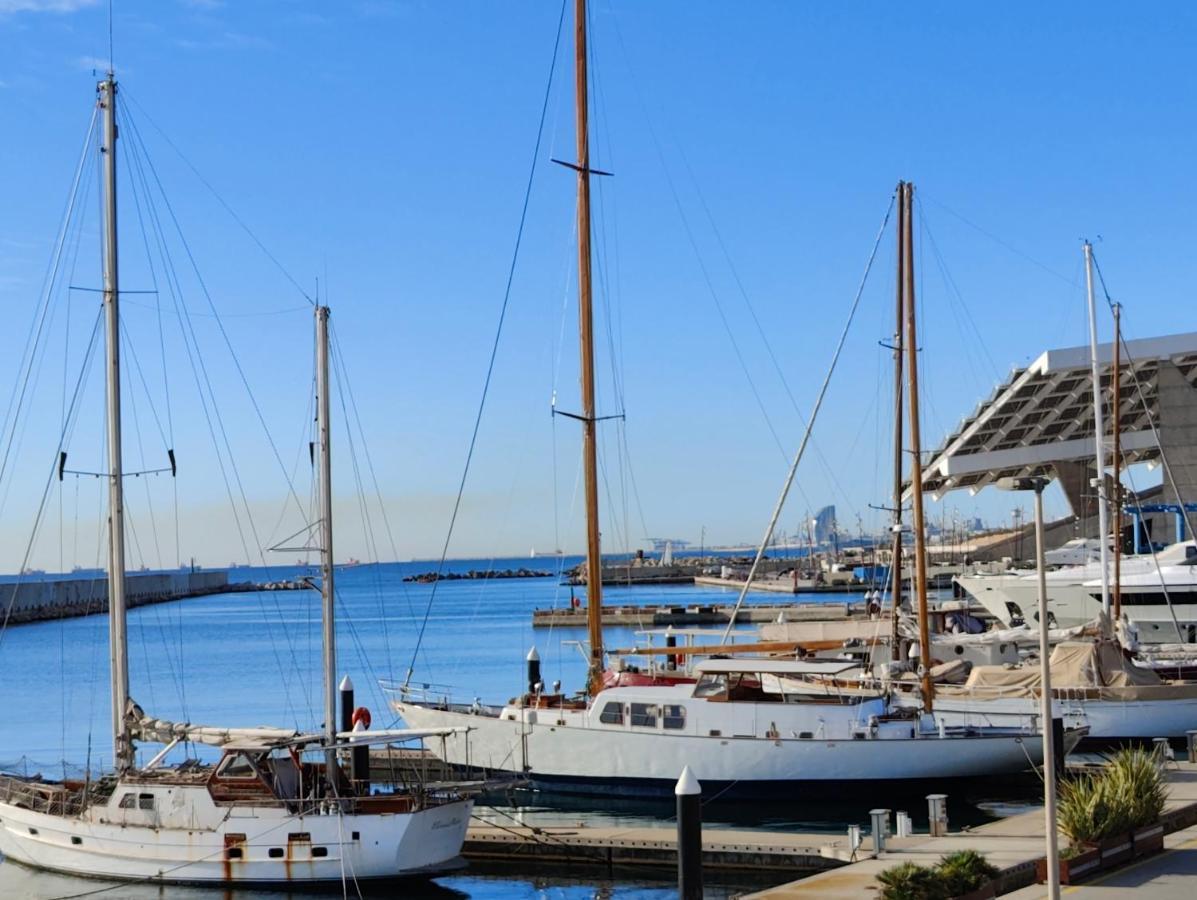Voyager Hotel Sant Adria de Besos Luaran gambar