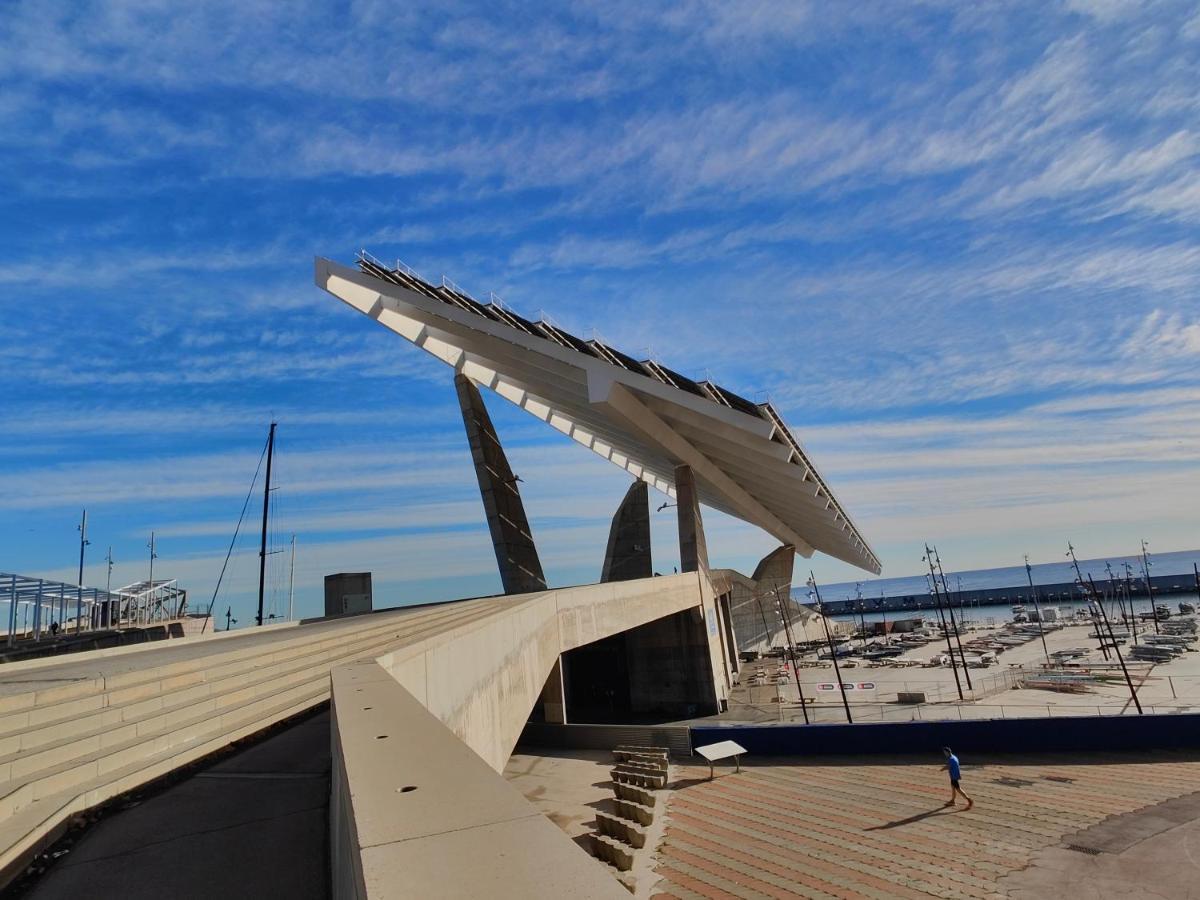 Voyager Hotel Sant Adria de Besos Luaran gambar